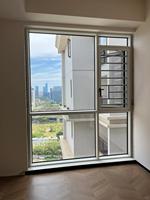 Ventanas Abatibles con Rotura de Puente Térmico de 180° de Ancho, Doble Acristalamiento, Persiana Enrollable de Acero Inoxidable para Cocina