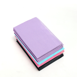 Tapis de <span class=keywords><strong>tatouage</strong></span> jetable 125 pièces feuille de table en papier couverture en tissu étanche à l'encre bavoirs dentaires nappe PMU Salon <span class=keywords><strong>ongles</strong></span> - Product Image 4
