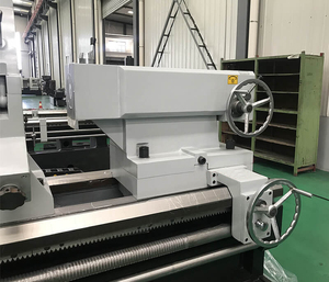 Tour à métaux manuelle horizontale rotative à banc creux pour l'industrie pétrolière avec alésage d'axe de 520 mm - Product Image 6