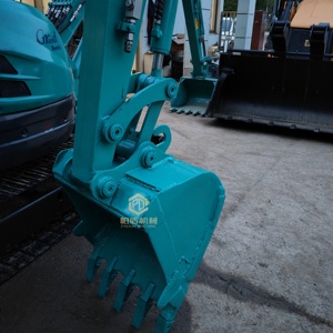Excavatrice sur chenilles hydraulique miniature Kobelco SK55SR 5,5 tonnes d'origine japonaise pour travaux d'aménagement paysager, agricoles et de construction municipale - Product Image 4