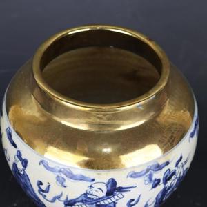 แจกันเครื่องลายครามจีนโบราณ ลายแปดเทพ ลงสีน้ำเงิน ขาว และทอง - Product Image 3