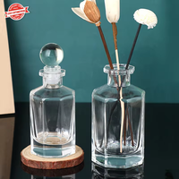 Bouteille en verre vide de diffuseur d'arôme transparent hexagonal transparent de 200ml 230ml avec bâton de rotin