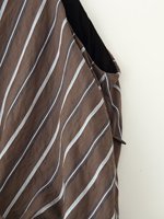 Combinaison chic sans manches pour femme, nouvelle collection 2026, style décontracté, rayée, col en V, avec ceinture décorative, tendance rétro.