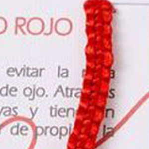 Pulsera Artesanal de Seda con Nudos Planos Trenzados, Brazalete de Moda con Dijes - Product Image 3