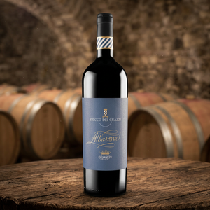 Vino Tinto Italiano Bricco Dei Guazzi Albarossa Nebbiolo DOC 750 ml 13% de Alcohol, Perfecto para Carnes Rojas y Platos Asados, Caja de 6 Botellas - Product Image 2