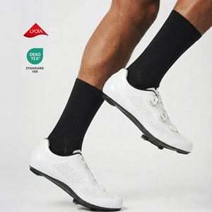 Chaussettes de cyclisme professionnelles en gros, logo imprimé personnalisé, séchage rapide, résistantes à la transpiration, chaussettes de sport VTT unisexes - Product Image 2