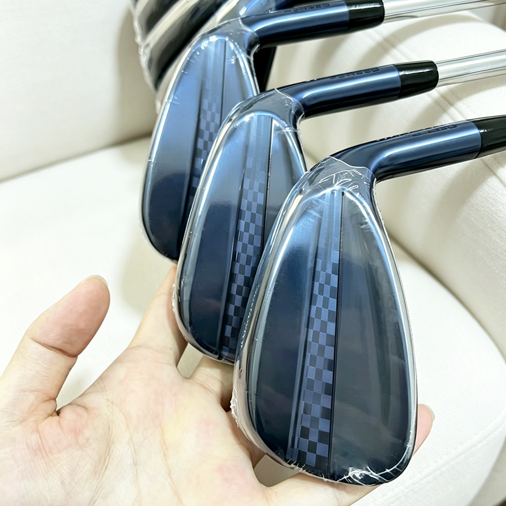 Blue+Dynamic Gold 105 S300 Shaft+Standard grip