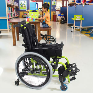 Fauteuil roulant pédiatrique pratique avec roulette solide universelle et design pliable pour un rangement facile - Product Image 1