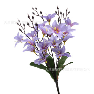 Ramo de Lirios Artificiales Dongchen de 45 cm, Flor de Seda Estilo Pastoral para Decoración del Hogar y Bodas - Product Image 5