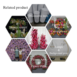 Composition florale artificielle de roses rouges et roses, luxueuse, moderne et réaliste, faite à la main en soie, pour décoration de mariage, réutilisable et recyclable - Product Image 5