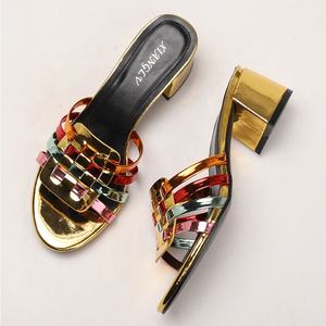 Y Grande Taille 42 Sandales à Talons Tissées Creuses pour Femmes, Mules à Gros Talon Anti-Dérapantes Tendance Féminine - Product Image 3