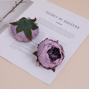 Têtes de fleurs de pivoine artificielles réalistes faites à la main de haute qualité pour la décoration murale, les boîtes cadeaux et les décorations de gâteaux - Vente en gros pour le commerce international - Product Image 5