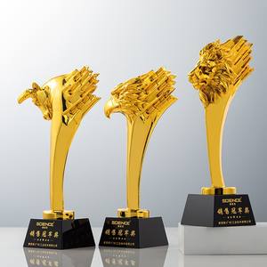 <span class=keywords><strong>2023</strong></span> Résine Sport zodiaque Lion Dragon Football Award Trophée <span class=keywords><strong>Monde</strong></span> Football Trophée <span class=keywords><strong>Coupe</strong></span> Cristal Base Premium Award Golf Trophy - Product Image 3