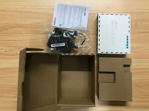 Enrutador FTTH Mikrotik Gigabit con cable para el hogar <span class=keywords><strong>RB750Gr3</strong></span> Mini enrutador suave ROS de banda ancha de 5 puertos XPON Onu - Product Image 3