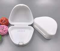 Boîte de rangement personnalisée pour prothèses dentaires, protège-dents et appareils orthodontiques – Idéale pour les voyages (vente en gros)