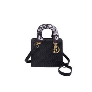 Sac Diana en PU tressé de qualité supérieure, sac à main tendance pour femme, sac à bandoulière/porté croisé - Product Image 5