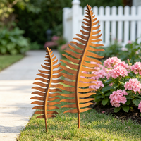 Ensemble de 2 piquets de jardin en métal rouillé robustes en forme de feuille de fougère pour la décoration extérieure de pelouse, patio, cour et aménagement paysager