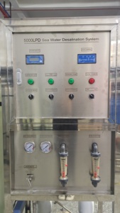 Desalinizador de <span class=keywords><strong>Agua</strong></span> <span class=keywords><strong>Marina</strong></span> KYRO-500L/h de Súper Calidad para Barcos - Product Image 3