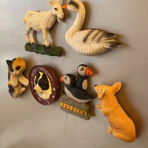 Pegatina de resina para refrigerador con diseño creativo de animales de granja en 3D, serie de cabras y cachorros. - Product Image 3