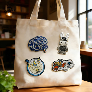 Hechos en China, Pins de Solapa Personalizados con Varios Diseños, Pins de Solapa de Música Rock - Product Image 3