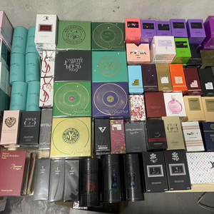 Vente flash - Parfum unisexe pour homme et femme, parfum frais et naturel, longue tenue, floral fruité, moderne, luxueux, spray, eau de parfum - Product Image 1