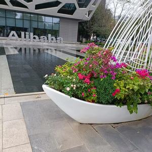 高品質のグラスファイバー製、ボート型の塗装済み、色をカスタマイズ可能な、屋内外兼用の家庭菜園用フロアスタンド型植木鉢、卸売 - Product Image 3