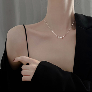 Geometric Line Necklace For Women Minimalist Clavicle Chain Platinum Color 2021 New Arrival - Product Image 3