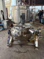 Nouvelle conception, marmite électrique à double enveloppe inclinable en acier inoxydable de 50 L avec agitateur pour la cuisson de confitures