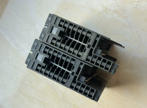 <span class=keywords><strong>6ES7322</strong></span>-1BH01-0AA0 SM322 โมดูลเอาต์พุตดิจิตอล S7-300 PLC - Product Image 2