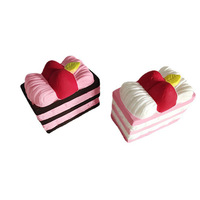 Jouet anti-stress à rebond lent, forme carrée gâteau fraise, sensoriel, réaliste, alimentaire, apaisant, nouveauté, cadeau idéal