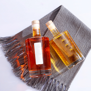 Logo personnalisé <span class=keywords><strong>Noir</strong></span> 500ml 750ml Spiritueux Tequila <span class=keywords><strong>Vodka</strong></span> Brandy Whisky Rhum Gin Liqueur Bouteille En Verre Avec Bouchon <span class=keywords><strong>Noir</strong></span> - Product Image 4