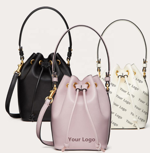 Sac à main pour femme de luxe de qualité supérieure avec logo personnalisé, chaîne, poignée supérieure en cuir, nouveau sac seau tendance pour femme - Product Image 1