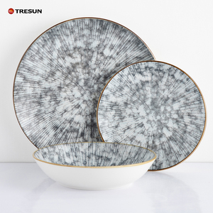 Juego de <span class=keywords><strong>Vajilla</strong></span> de Porcelana de Lujo Europeo Gris Redondo para <span class=keywords><strong>12</strong></span> Personas con Servicio Completo Elegante Japonés y Juego de Tazas - Product Image 6