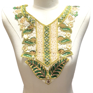 Collier brodé coloré, corsage perlé, faux col brodé, col ajouré, applique en dentelle soluble dans l'eau - Product Image 1