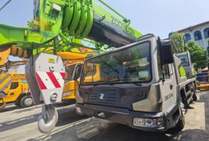 二手中国顶级品牌Zoomline ZTC251V起重机额定举升能力<span class=keywords><strong>25</strong></span>吨，价格便宜，出售状况良好 - Product Image 4