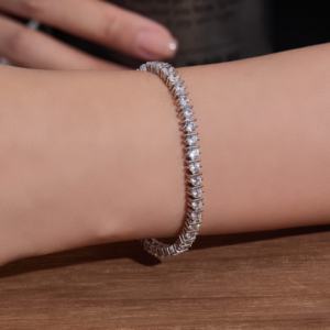 Gelang Tenis Berlapis Platinum Desain Berlian Trendi Gaya Imut dengan Zirkonia CZ Bahan Tembaga Klasik - Product Image 2