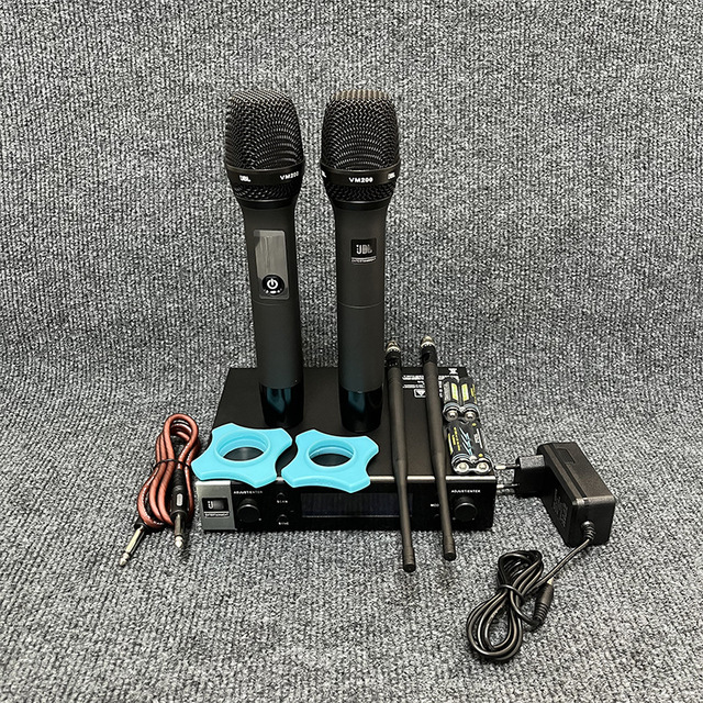 VM200 Wireless Microphone System One Transmitter Two Receivers Cardioid UHF Low Noise Home KTV Conference Stage Performance