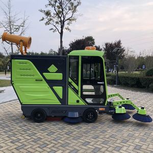 Nouvelle machine de nettoyage routier électrique autotractée 48V, efficace, avec 6 brosses latérales, batterie 200Ah et réservoir d'eau de 800L - Product Image 6