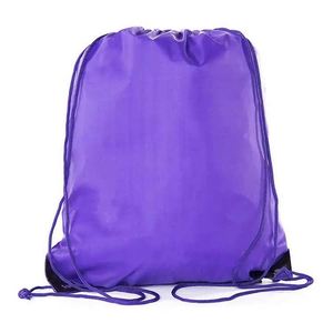 Bolsa Deportiva de Gimnasio con Cordón, de Poliéster Impermeable y Reciclable, al por Mayor, con Logotipo Personalizado y Patrón de Letras - Product Image 1