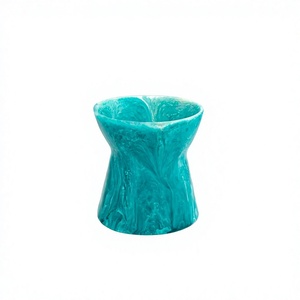 Vase à fleurs en résine Art Déco moderne - Haute qualité, esthétique européenne, forme de tube haut, fait main, écologique, personnalisable - Product Image 1