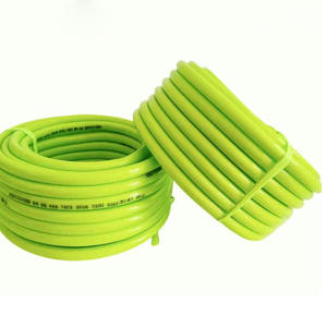 <span class=keywords><strong>สาย</strong></span><span class=keywords><strong>ยา</strong></span>งฉีดสเปรย์ PVC หนา2-7.5มม. ปรับแต่งได้ท่อชลประทานมีความยืดหยุ่นสีเขียว<span class=keywords><strong>100</strong></span>ม./<span class=keywords><strong>ม้วน</strong></span>มาตรฐาน ISO ทนทานต่อการกัดกร่อน - Product Image 1