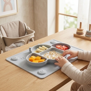Ensemble d'assiettes à ventouse en silicone pour bébé, <span class=keywords><strong>plateau</strong></span> d'alimentation pour nourrissons avec cuillère et fourchette, plat rectangulaire floral pour tout-petits - Product Image 4