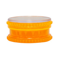 Qianxun vente en gros de haute qualité pas cher 60mm 3 couches broyeur d'herbes en plastique à dents pointues multi couleurs broyeur d'épices à fumer Portable