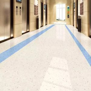 Revêtement <span class=keywords><strong>de</strong></span> sol industriel en vinyle PVC à dos en maille bleue, rouleau <span class=keywords><strong>de</strong></span> <span class=keywords><strong>moquette</strong></span> plastique pour écoles et espaces commerciaux, <span class=keywords><strong>prix</strong></span> usine - Product Image 5