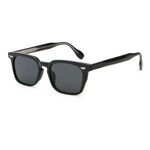 Lunettes de soleil carrées tendance de haute qualité, nouvelle mode, monture en métal bleu, verres acryliques, protection UV400, logo personnalisé. - Product Image 5