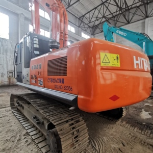 Excavatrice moyenne Hitachi ZX240 d'occasion d'origine japonaise 2022, 24 tonnes, composants principaux : moteur, pompe à engrenages, roulement, 125 kW - Product Image 2