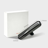 Diffuseur de parfum de voiture de luxe en métal, rechargeable, avec bâtonnets d'aromathérapie et clip de ventilation pour l'intérieur du véhicule