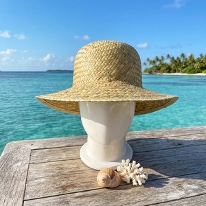 Chapeau de paille unisexe à large bord souple, tressé à la main avec motif en dentelle, idéal pour l'été, les vacances, la plage, le soleil, le quotidien et les voyages - Product Image 1