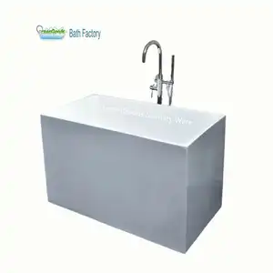 Más pequeño mejor-venta cómodo acrílico independiente bañera