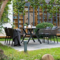 Chaise de jardin en corde tressée avec structure métallique pour villa